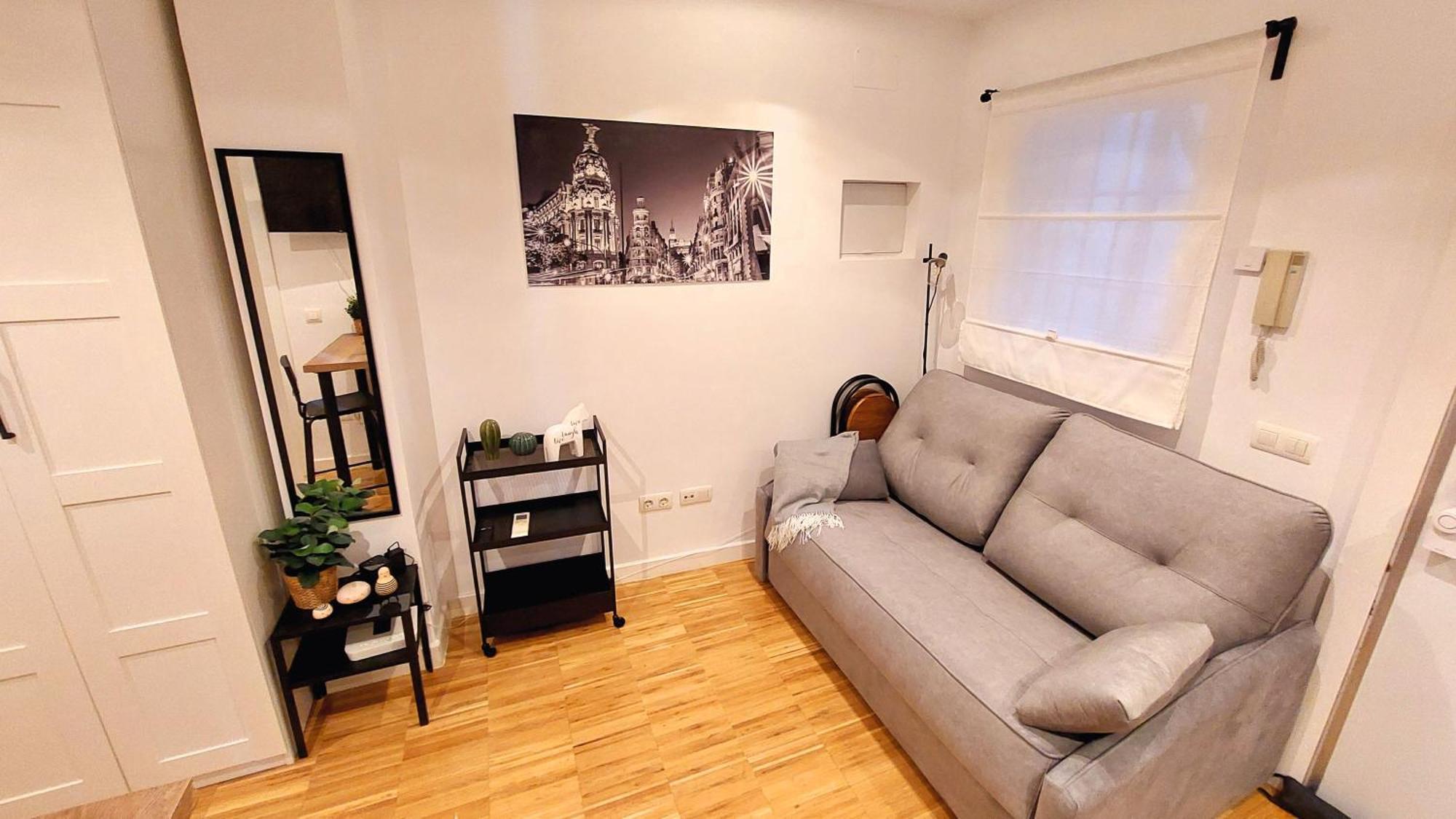 Appartamento Acogedor Estudio En Delicias By Bebalmy Madrid Esterno foto