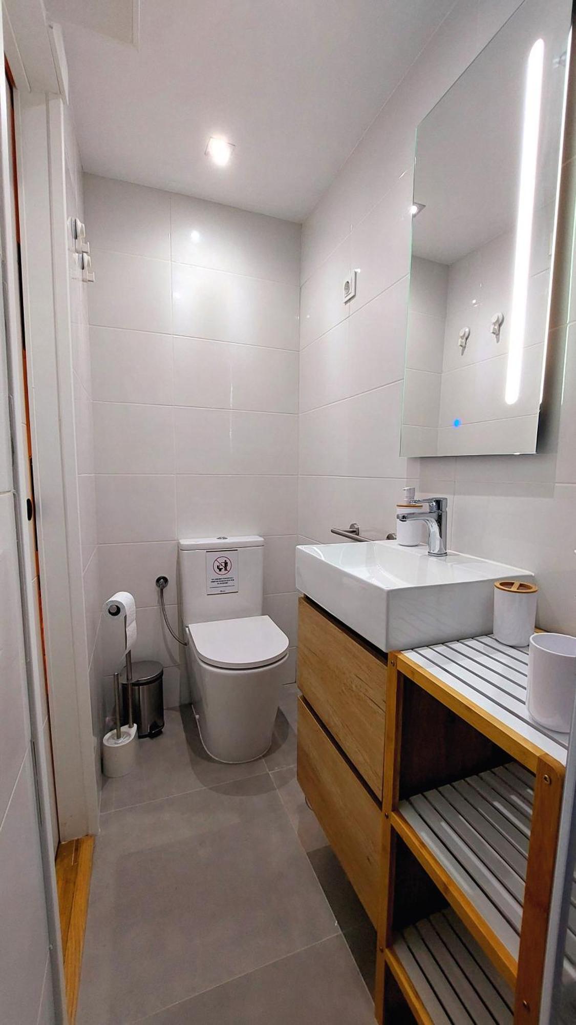 Appartamento Acogedor Estudio En Delicias By Bebalmy Madrid Esterno foto